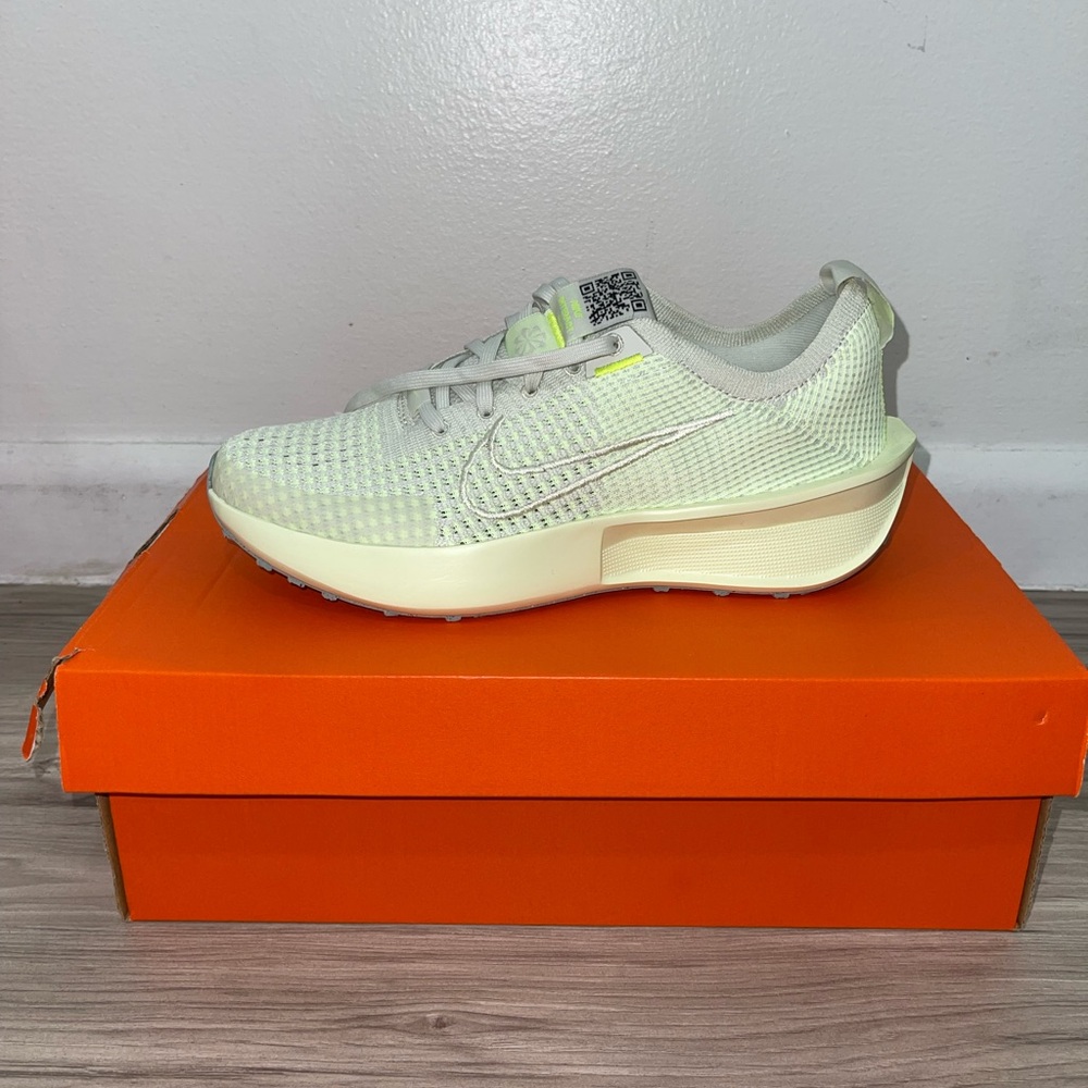 Nike Women's Sneakers